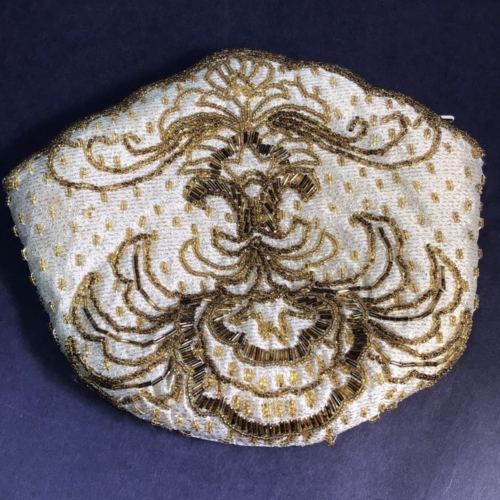 🔥 Vintage beaded pouch purse fancy zippered makeup bag / travel  Hand made China